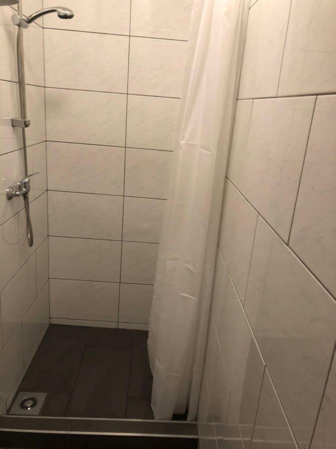 Arbeiterwohnungen Graz Hauptbahnhof Buitenkant foto